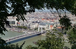 Budapest on kaunis kaupunki.